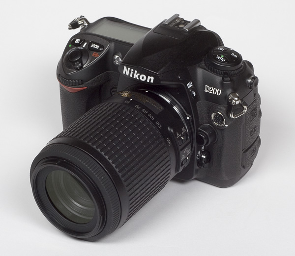 Nikon D200 AF-S DX NIKKOR ED 55-200mm