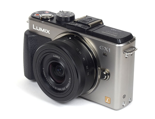 Panasonic Lumix G Vario 12-32mm f/3.5-5.6 ASPH Mega O.I.S. 